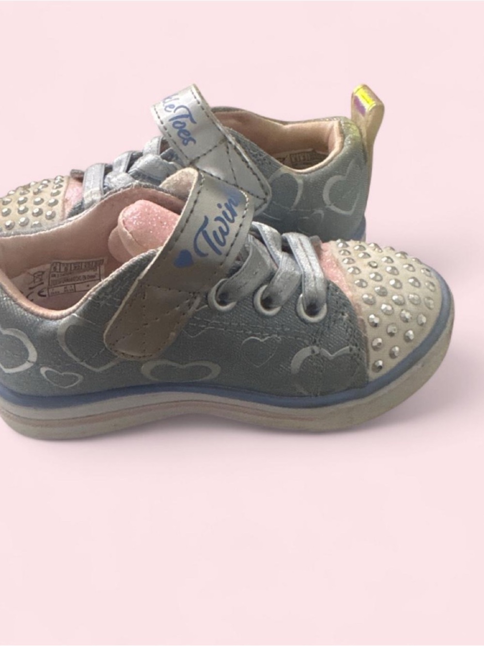 Kids' Gray Heart Print Sneakers with Pink Accents
